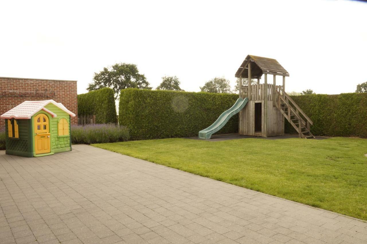 Kampenhof Villa Maaseik Luaran gambar